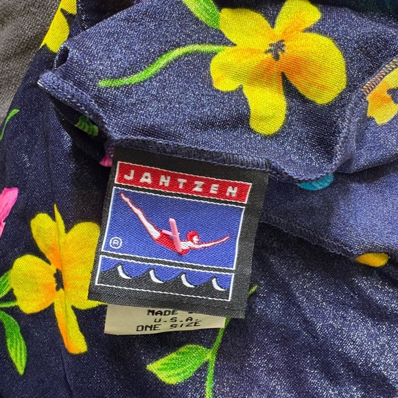 Vintage Jantzen Floral Wrap Sarong - Picture 2 of 5